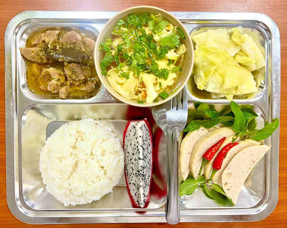 suất ăn công nghiệp long thành